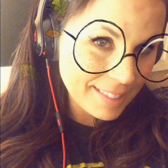 Beats by Dre Solo2 headphones (not wireless) - Picture 2 of 7